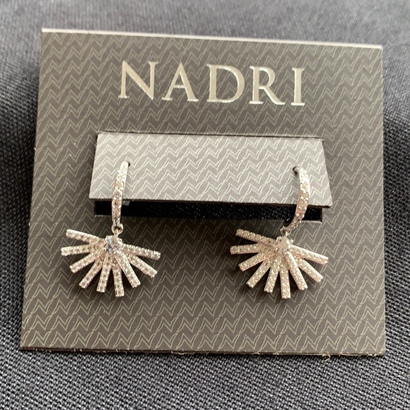 Jewelry - Nadri Drop Earrings